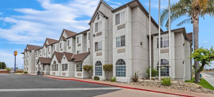 舒适套房酒店(Comfort Inn & Suites Salinas)图片
