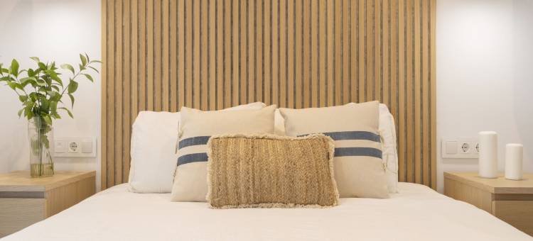 Seafront Apartment in Calella with Beach Access图片