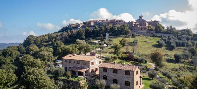 Villa in Umbria with Saltwater Pool图片