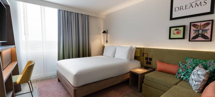 弗罗茨瓦夫机场希尔顿欢朋酒店(Hampton by Hilton Wroclaw Airport)图片