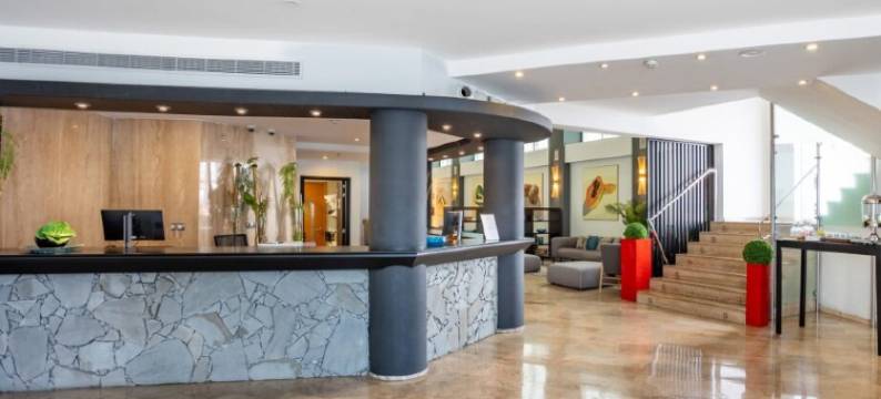 亚特兰蒂达丝绸酒店(Silken Atlántida Santa Cruz)图片