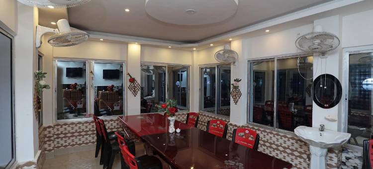 Hotel O Varsha Resort图片