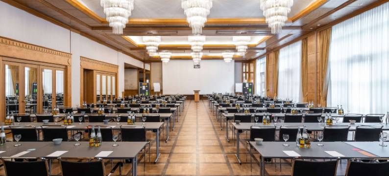 斯图加特弗塔纳铂尔曼酒店(Pullman Stuttgart Fontana)图片