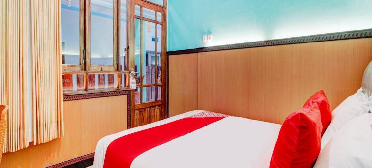 OYO 90179 西比拉咖啡馆和家庭旅馆(OYO 90179 Sybilla Cafe & Homestay)图片