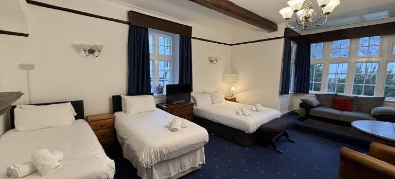 布尔酒店(The Bull Hotel)图片