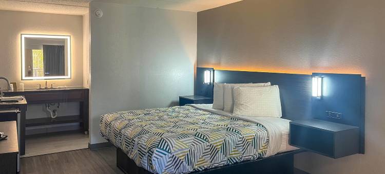 开间6 – 斯宾代尔，北卡罗来纳州 – 森林城市(Studio 6 Spindale, NC – Forest City)图片