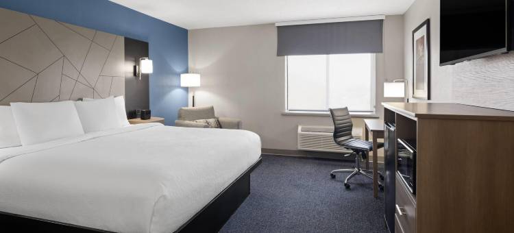 达文波特呗盟套房酒店(Baymont by Wyndham Davenport)图片