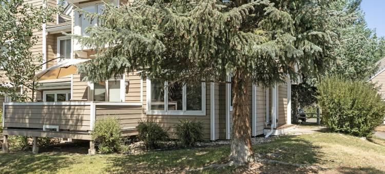 470 Homestead 单元 13 2 卧室联排别墅(470 Homestead Unit 13 2 Bedroom Townhouse)图片