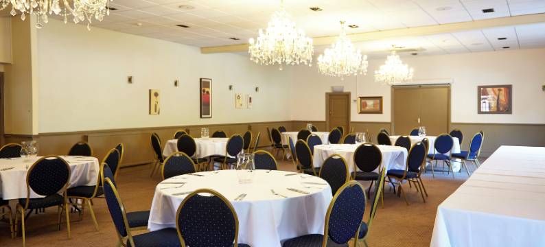 科尔斯希尔酒店 - 格林国王旅馆(The Coleshill by Greene King Inns)图片