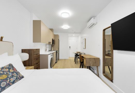 Le Mystral Hotel Overview