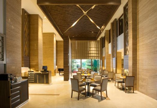 Hotel GranDhika Iskandarsyah Hotel Overview