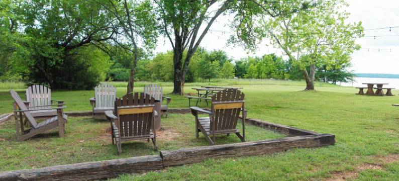 柳柳泉码头(Willow Springs Marina)图片