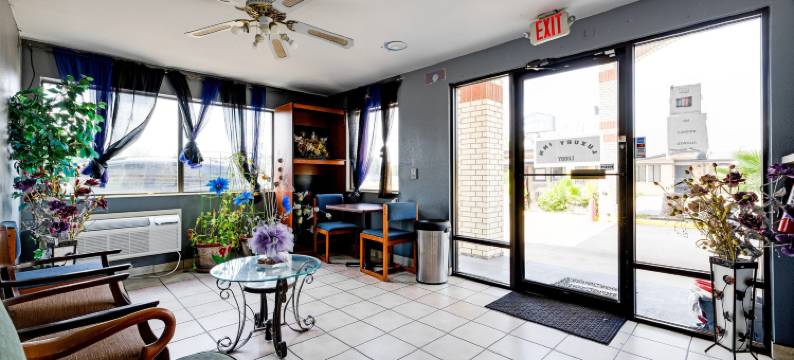 O 豪华酒店钱诺夫Baytown I-10(Hotel O Luxury Inn Channelview Baytown I-10)图片