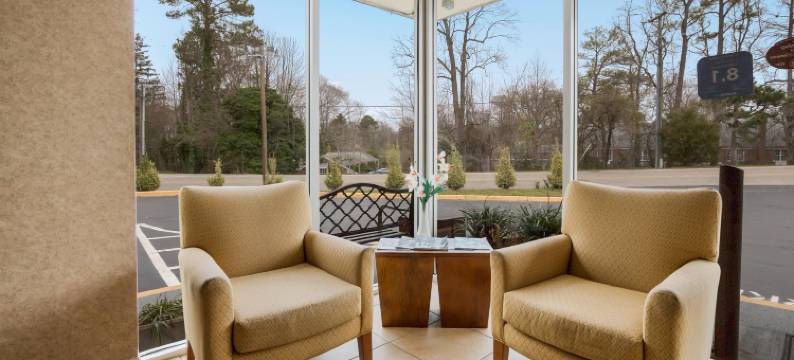 威廉斯堡历史区伊克诺旅馆(Econo Lodge Williamsburg Historic Area)图片