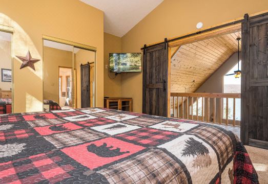 Boxer Overlook Hotel Overview