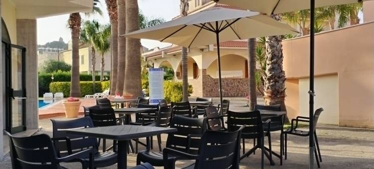 劳拉别墅住宅酒店(Villa Laura Residence Hotel Apartments & Studios)图片