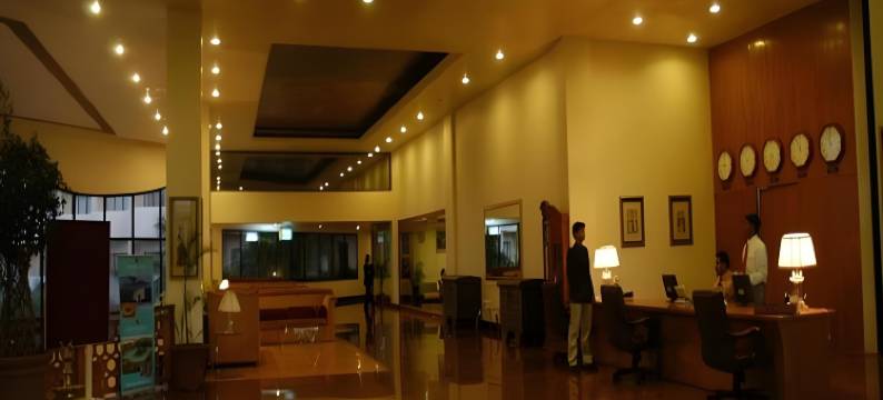 默兹木星业务和豪华酒店(Meuse Jupiter Business and Luxury Hotel)图片