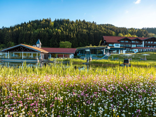 豪伯斯自然度假村