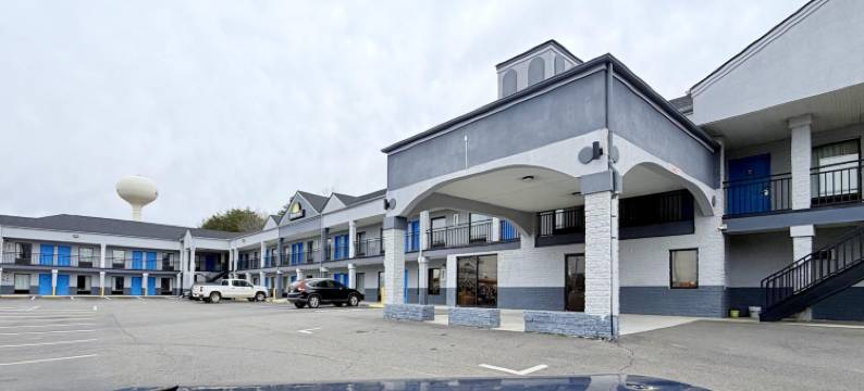 里兹维尔戴斯酒店(Days Inn by Wyndham Reidsville)图片