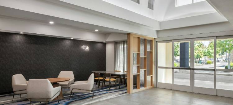 奥克兰海沃德万枫酒店及套房(Fairfield Inn & Suites Oakland Hayward)图片