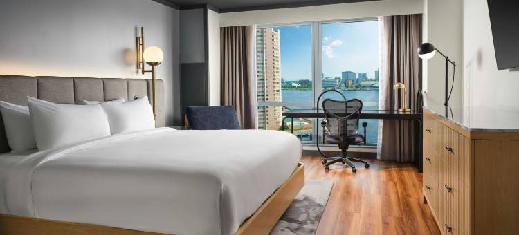 朴茨茅斯诺福克海滨万丽酒店(Renaissance Portsmouth-Norfolk Waterfront Hotel)图片