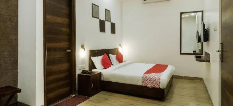 OYO 27894 HOTEL PARK RUE图片