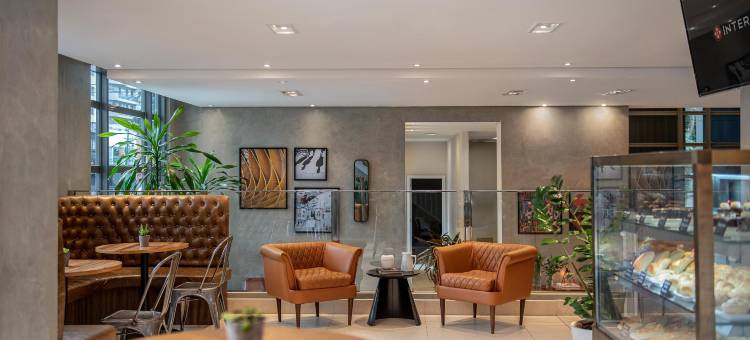 库里提巴城际酒店- 西维科中心(Intercity Curitiba Centro Cívico)图片