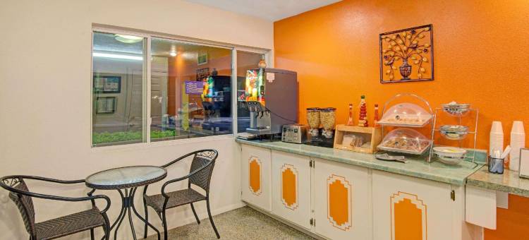 罗德威酒店-阿尔伯克基市中心Rt66(Rodeway Inn Albuquerque Downtown on Rt 66)图片