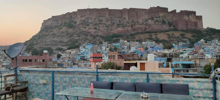 史瓦姆佩英旅馆(Shivam Guest House)图片