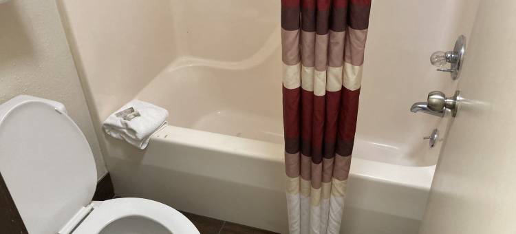 库克维尔田纳西科技中心红顶酒店(Red Roof Inn Cookeville - Tennessee Tech)图片