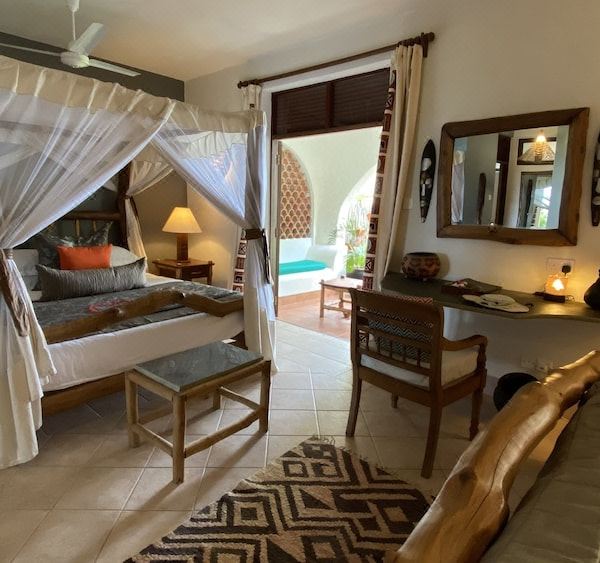 Pinewood Beach Resort图片