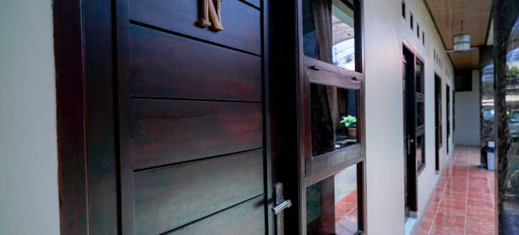 OYO 2630 维斯马法赫扎伊斯兰旅馆(RedDoorz Syariah Near Unila)图片