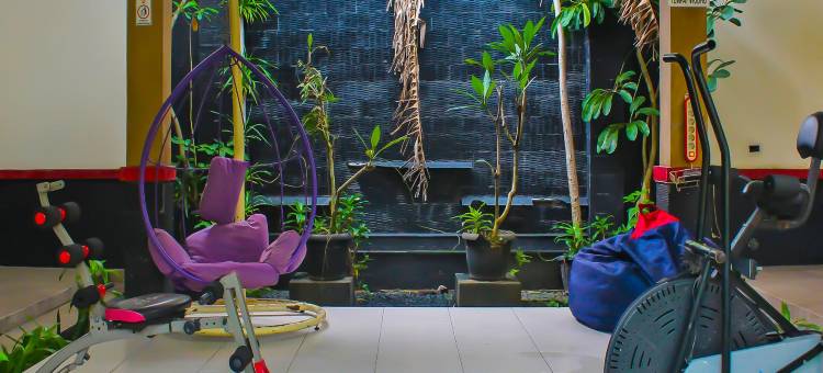 精选 O 92268 航空酒店(Super OYO Collection O 92268 Hotel Aero)图片