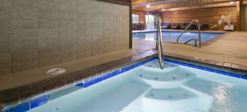 大学贝斯特韦斯特套房酒店(Best Western University Inn  Suites)图片