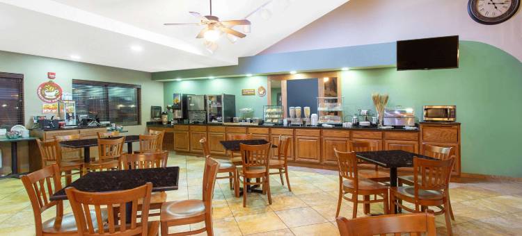 新伦敦AmericInn酒店(AmericInn by Wyndham New London)图片
