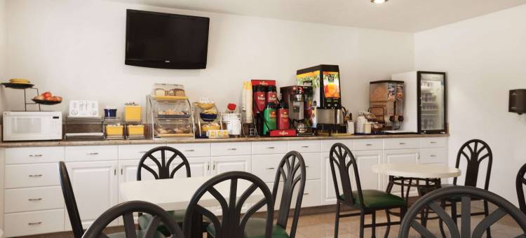 欧申塞德戴斯酒店(Days Inn by Wyndham Oceanside)图片