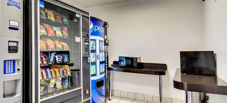 林西克姆高地巴尔的摩华盛顿国际机场6号汽车旅馆(Motel 6 Linthicum Heights, MD - BWI Airport)图片