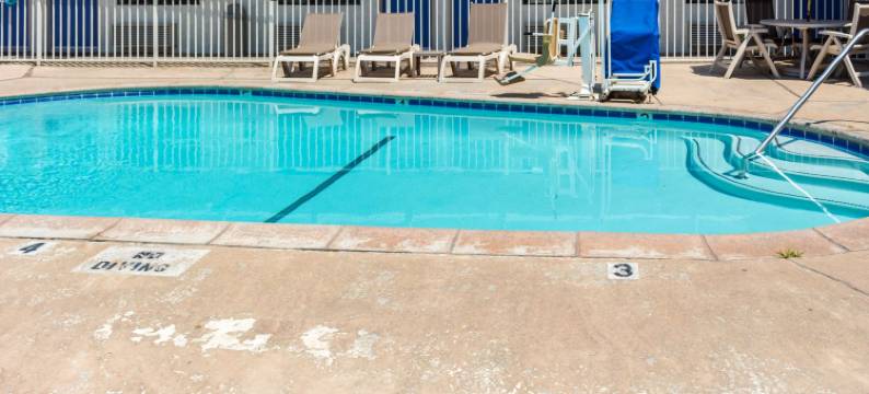 贝克斯菲尔德会议中心6号汽车旅馆(Motel 6 Bakersfield, CA - Convention Center)图片