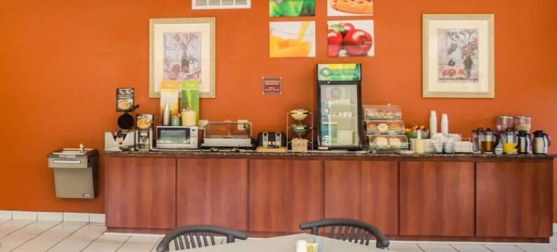 克里斯特尔里弗凯艺酒店(Quality Inn Crystal River)图片