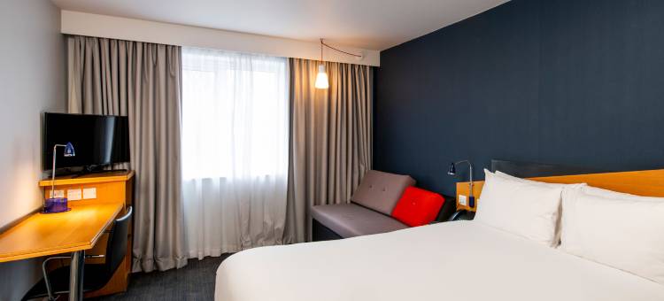 斯旺西东智选假日酒店(Holiday Inn Express Swansea - East)图片