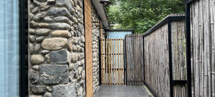 栖馨小院(沿太行高速分店)图片