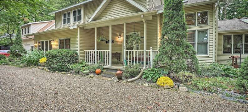 靠近密歇根湖的湖滨逃生地!(Lakeside Escape Steps to Lake Michigan Beach!)图片