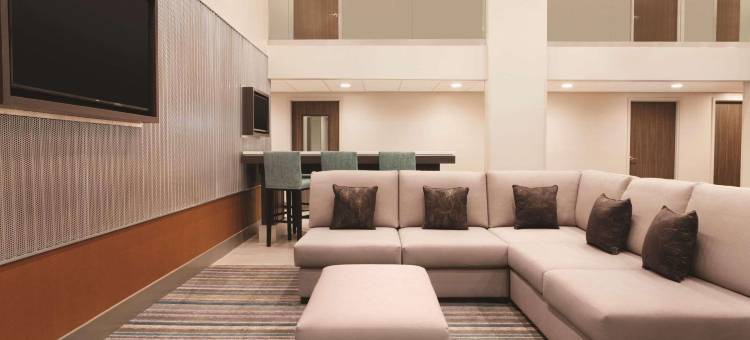 夏洛特机场丽笙酒店(Radisson Hotel Charlotte Airport)图片