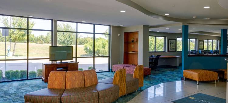 爱德蒙得拉昆塔温德姆套房酒店(La Quinta Inn & Suites by Wyndham Edmond)图片