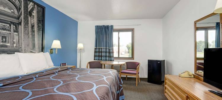 Super 8 by Wyndham Buffalo图片