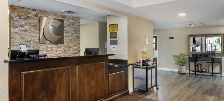 舒适套房酒店(Comfort Suites)图片