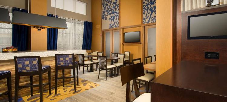 巴尔的摩伍德朗欢朋套房酒店(Hampton Inn & Suites Baltimore/Woodlawn)图片