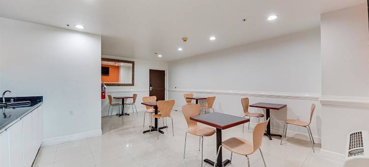 德克萨斯迈克艾伦- 东 6号汽车旅馆(Motel 6 McAllen, TX - East)图片