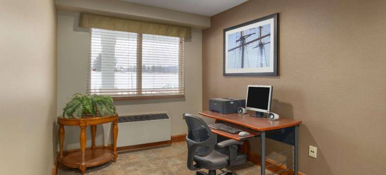 蒙克顿温德姆Travelodge套房酒店(Travelodge Suites by Wyndham Moncton)图片