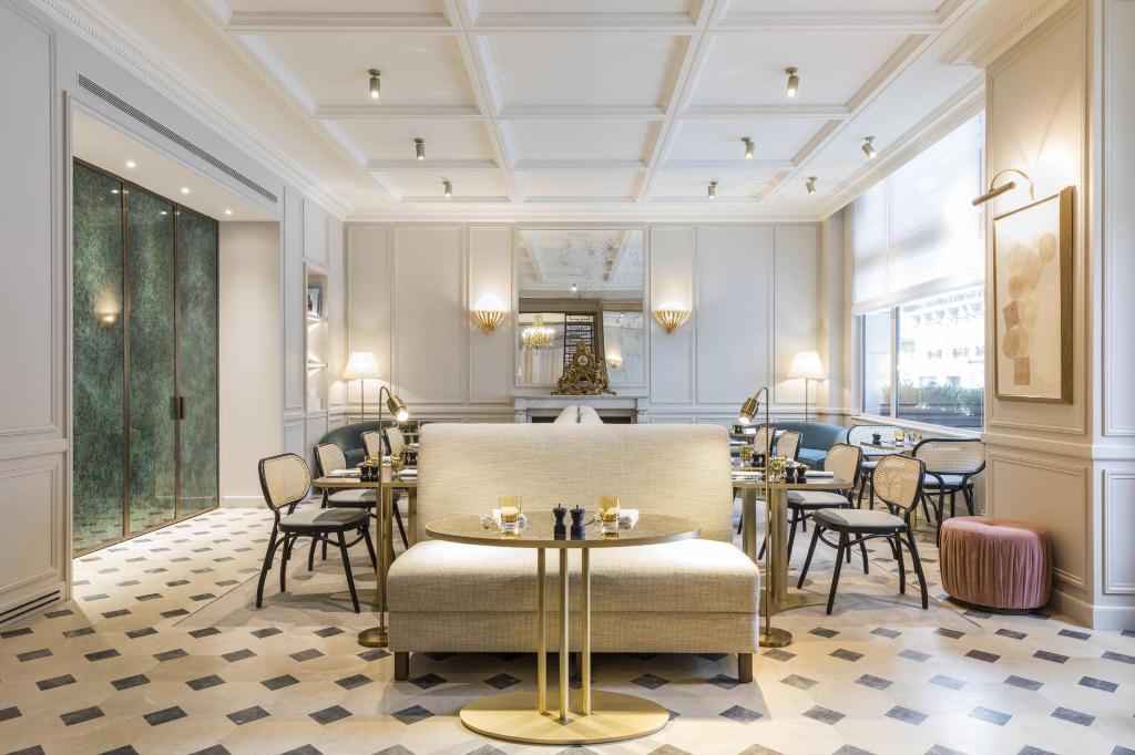 Grand Powers Hotel Over view